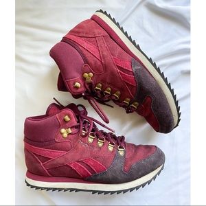 Reebok Maroon Hiking/Winter Sneakers